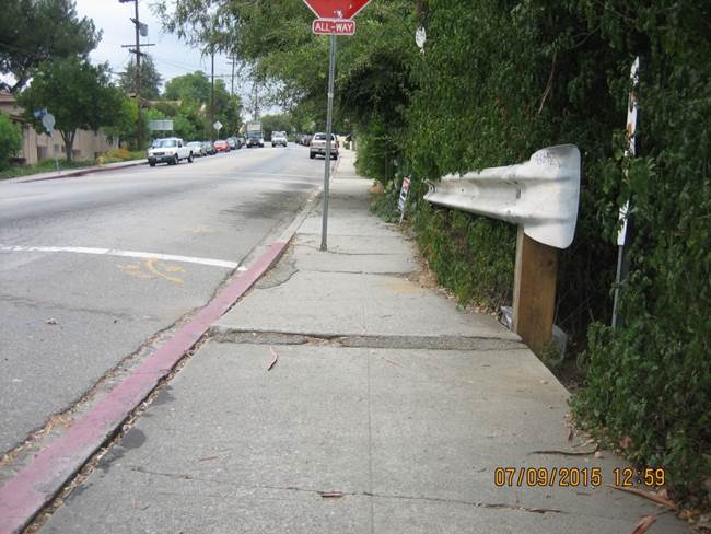 Highland Park curb and gutter and new driveway approach sidewalk repair